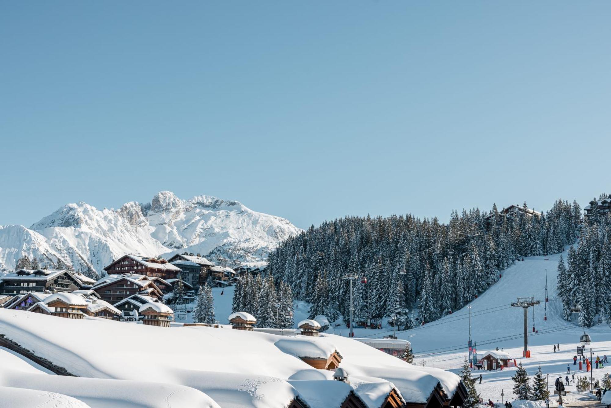 Le K2 Djola Hotell Courchevel Exteriör bild